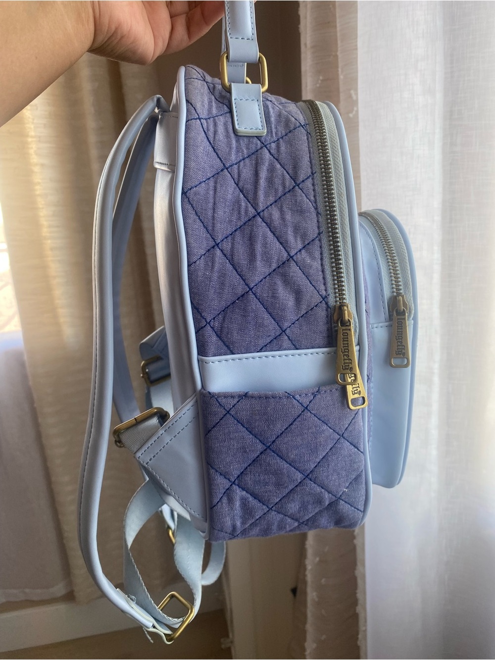 Disney x Loungefly Winnie the Pooh Quilted Mini Backpack in Light Blue - Picture 2 of 7
